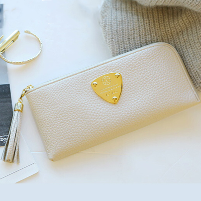 運気が上がるお財布の色を選ぼう 風水学で見る金運を呼び込む開運色財布33選 素敵なバッグと財布の図鑑 運気が上がるお財布の色を選ぼう 風水学で見る金運を呼び込む開運色財布33選 素敵なバッグと財布の図鑑